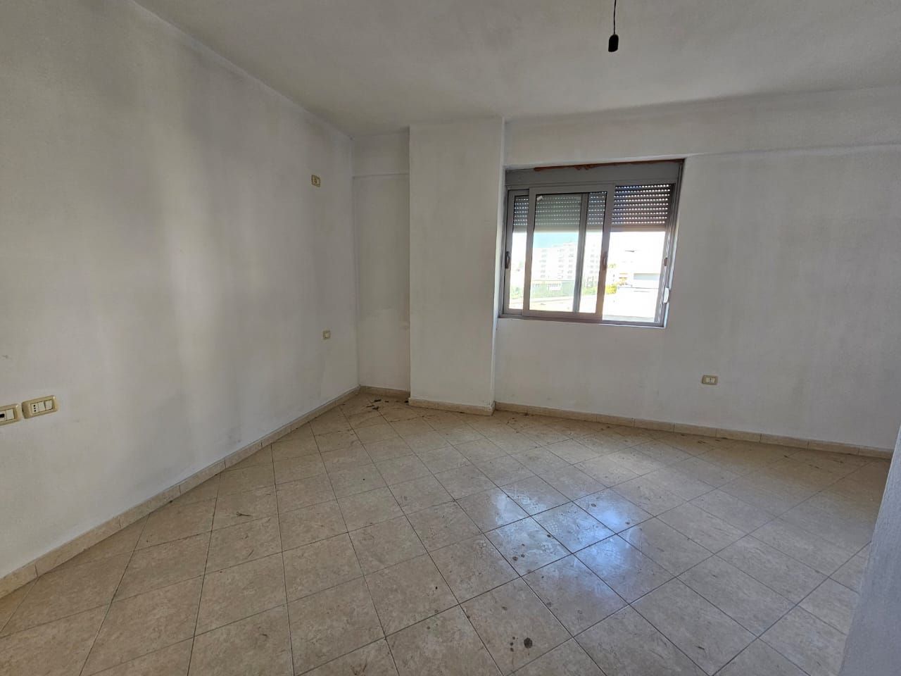 Apartament Ne Shitje Ne Qytetin E Vlores Shqiperi